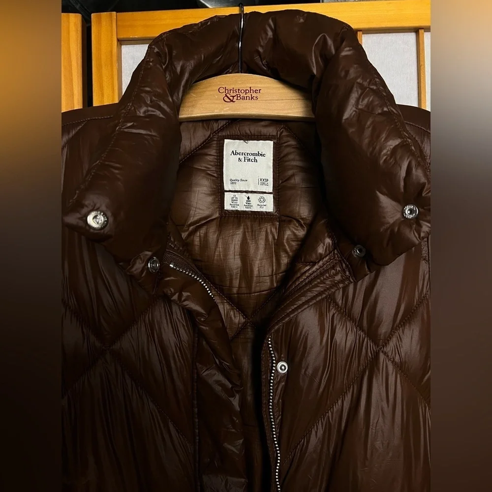 Abercrombie & Fitch Dark chocolate Brown Puffer Coat, oversized